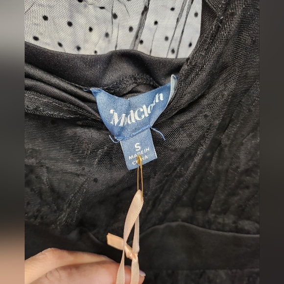 NWT $168 Modcloth Night Long One-Shoulder Dotted Tulle Dress In Black Size S - Picture 5 of 11